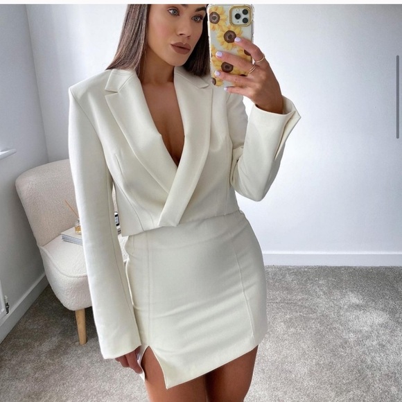 ZARA 2 Piece Cropped Blazer + Mini Skirt Wth Slit - Picture 2 of 15